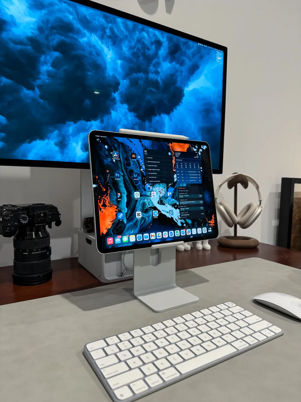 پایه رومیزی تبلت آیپد با طراحی الهام‌گرفته از Apple Studio Display