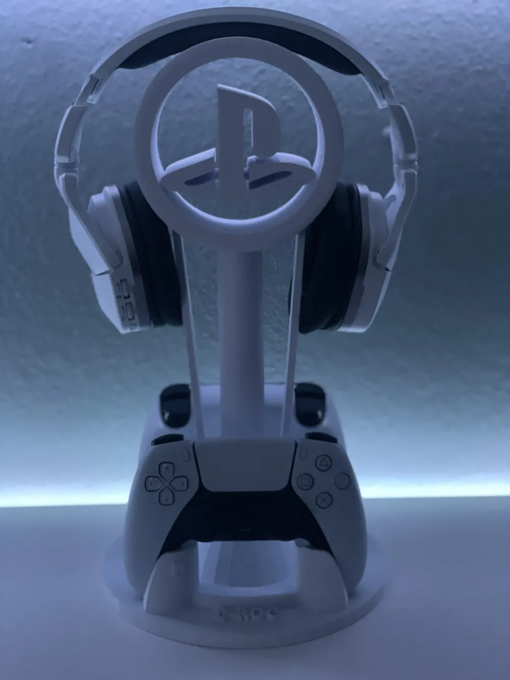پایه نگهدارنده دسته PS5 و هدست گیمینگ