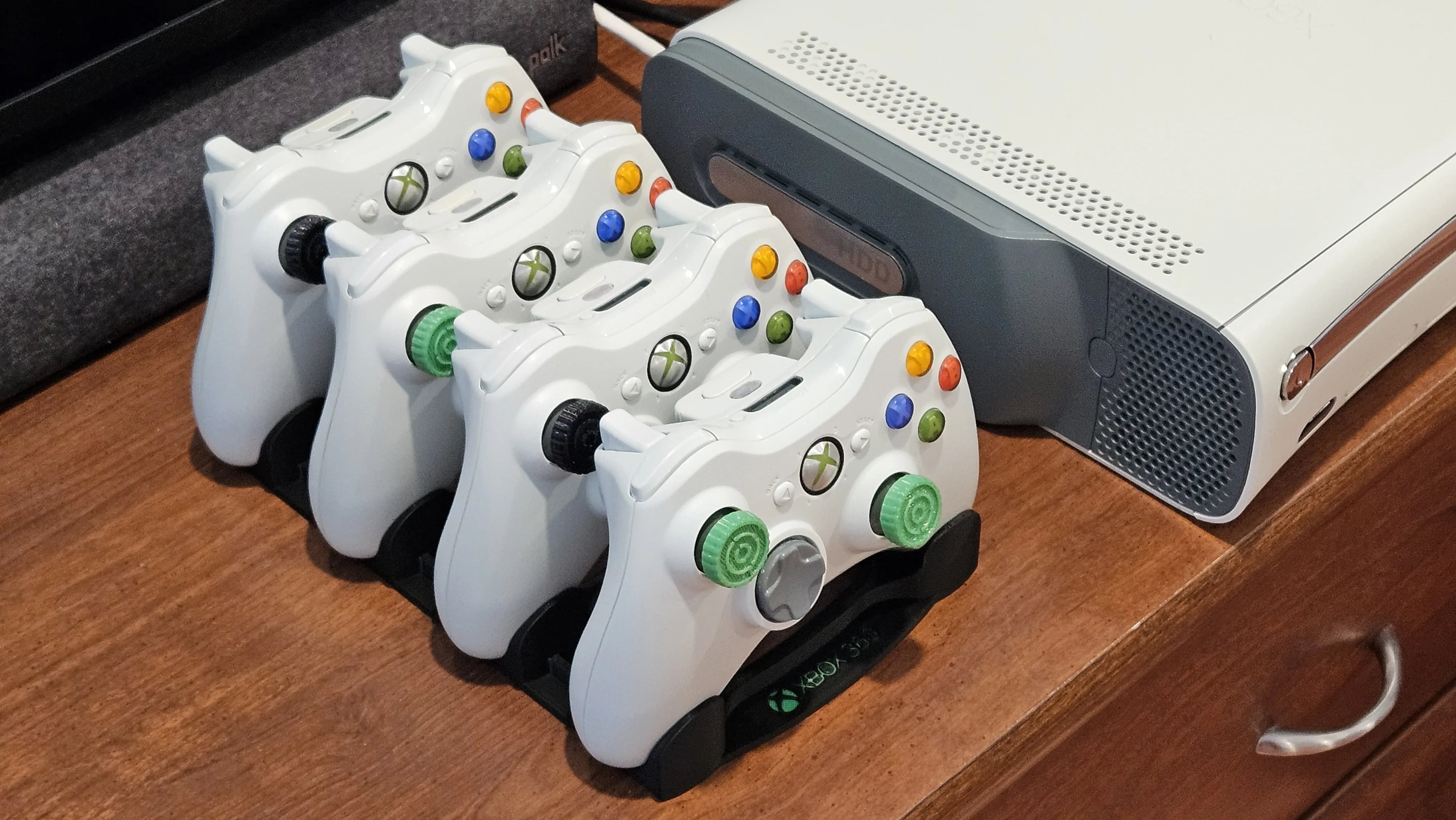 پایه نگهدارنده  رومیزی دسته Xbox 360 ظرفیت انتخابی